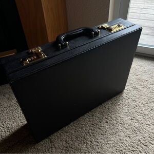 Vintage Hard Shell Briefcase with Working Rockler Case Locks!